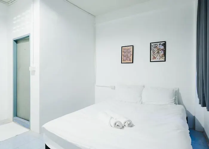公寓 Xxbob House Bts Ekkamai 42 - บีทีเอส เอกมัย 42