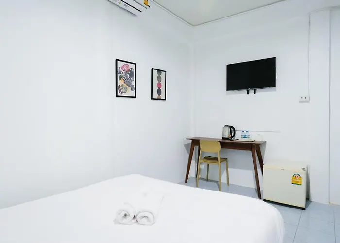 Xxbob House Bts Ekkamai 42 - บีทีเอส เอกมัย 42 *