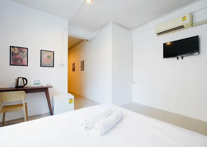 Xxbob House Bts Ekkamai 42 - บีทีเอส เอกมัย 42 公寓 *
