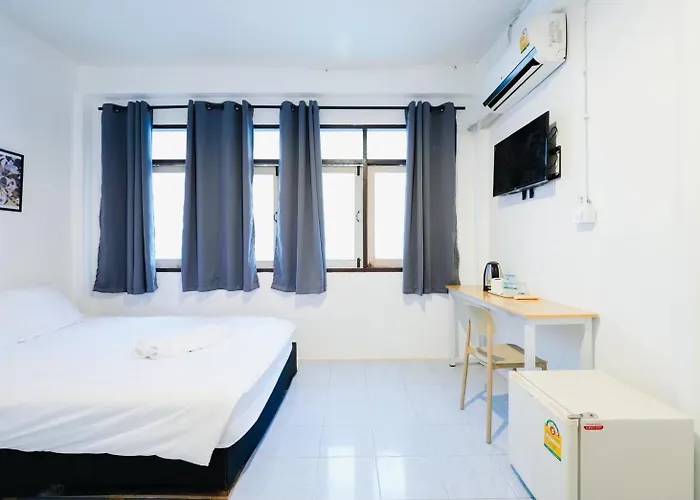 公寓 Xxbob House Bts Ekkamai 42 - บีทีเอส เอกมัย 42 曼谷