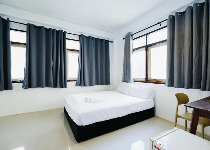 Xxbob House Bts Ekkamai 42 - บีทีเอส เอกมัย 42 曼谷